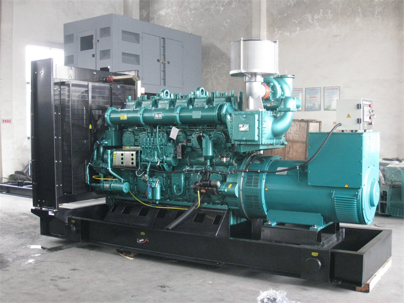 凭祥200KW 柴油发电机的油耗是多少?